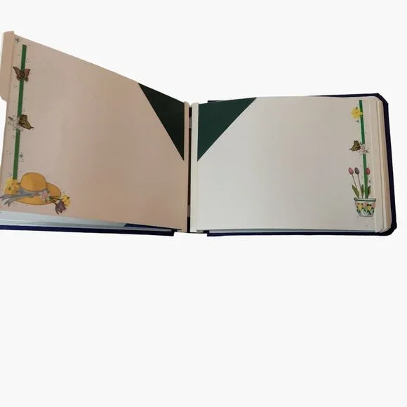 A Year of Memories Scrapbook Album Decorative Pages Photos Journaling - Picture 3 of 15